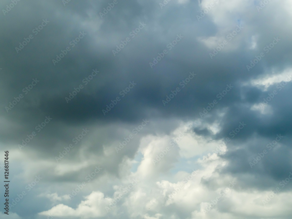 White cloud and the blue sky