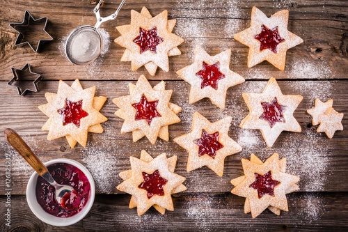 Christmas Linzer cookies with raspberry jam photo