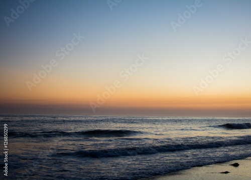 Fototapeta Naklejka Na Ścianę i Meble -  Santa Barbara Beach Sunset 