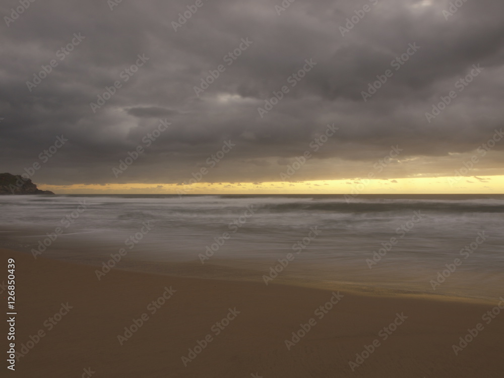 Amanecer en la playa Amanecer en la playa