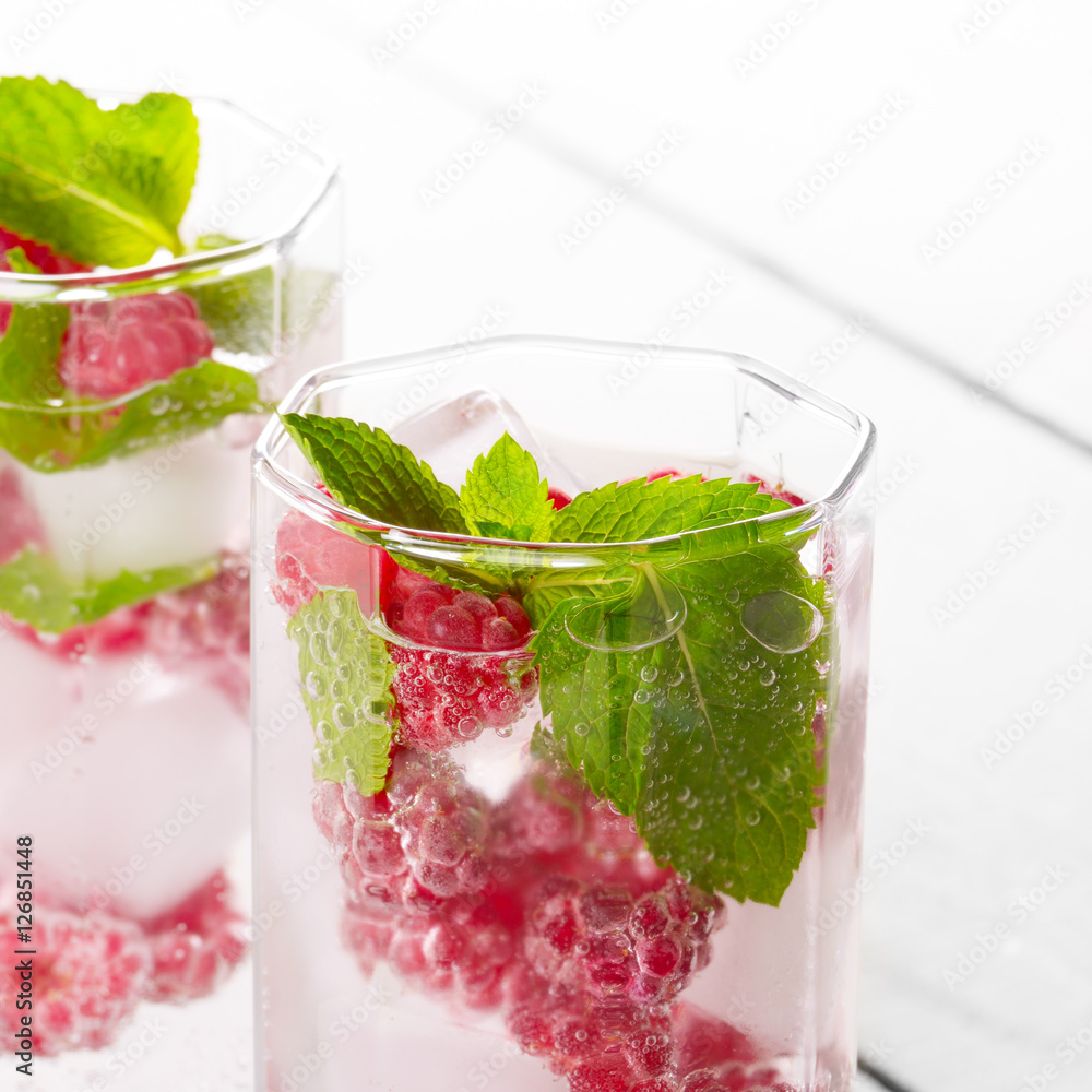 Raspberry Fruit Water with ice Raspberry Fruit Water with ice