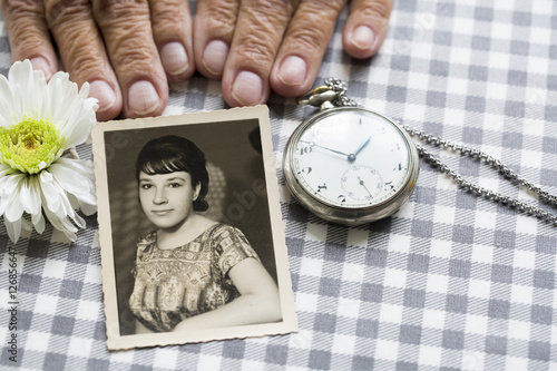 Wallpaper Mural Elderly Woman and picture Torontodigital.ca