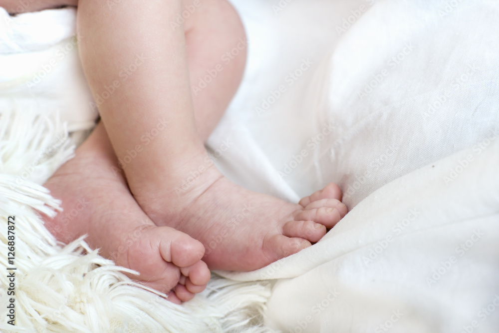 Baby's feet Baby's feet