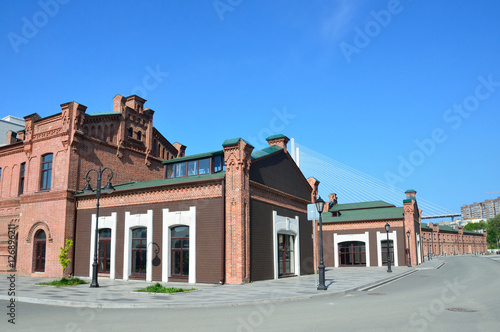 Владивосток, бывшие артиллерийские мастерские на набережной Цесаревича