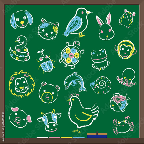 チョークで描かれた動物のイラスト