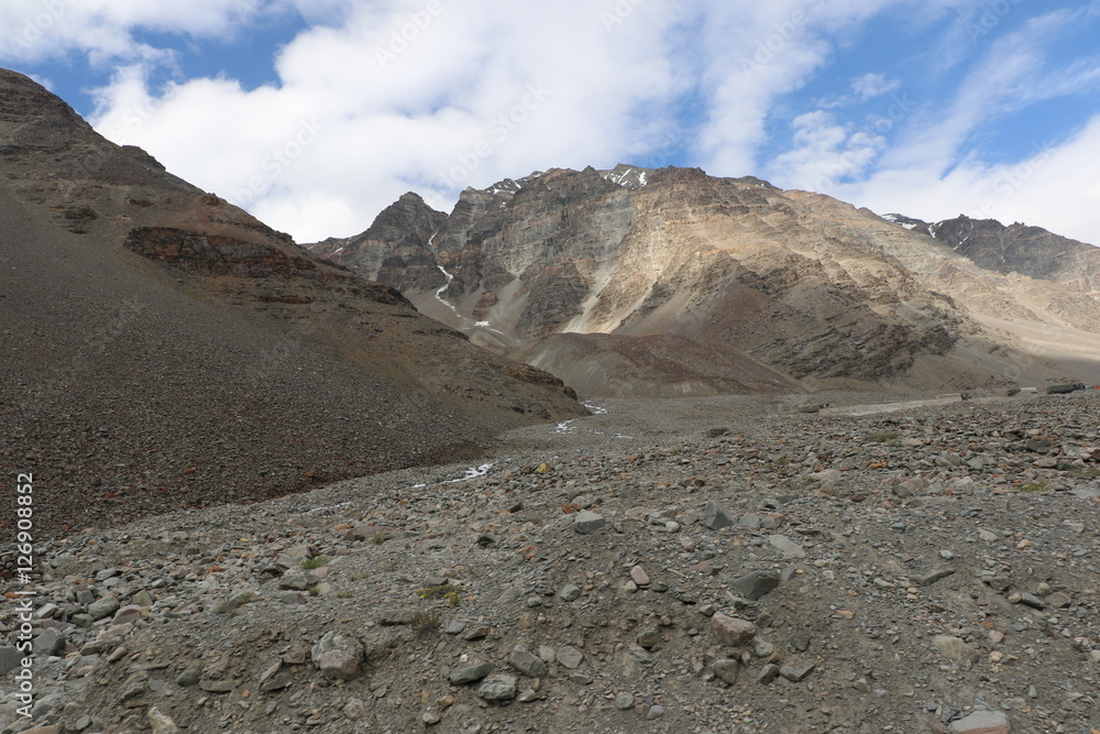 Himalaya mountains, India's Deadliest, very treacherous and adventurous roads, Kargil-Leh Highway passes through here.