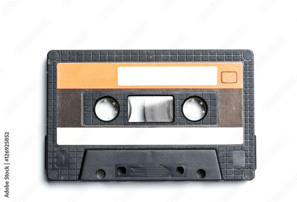 Fototapeta premium vintage kaseta magnetofonowa na białym tle