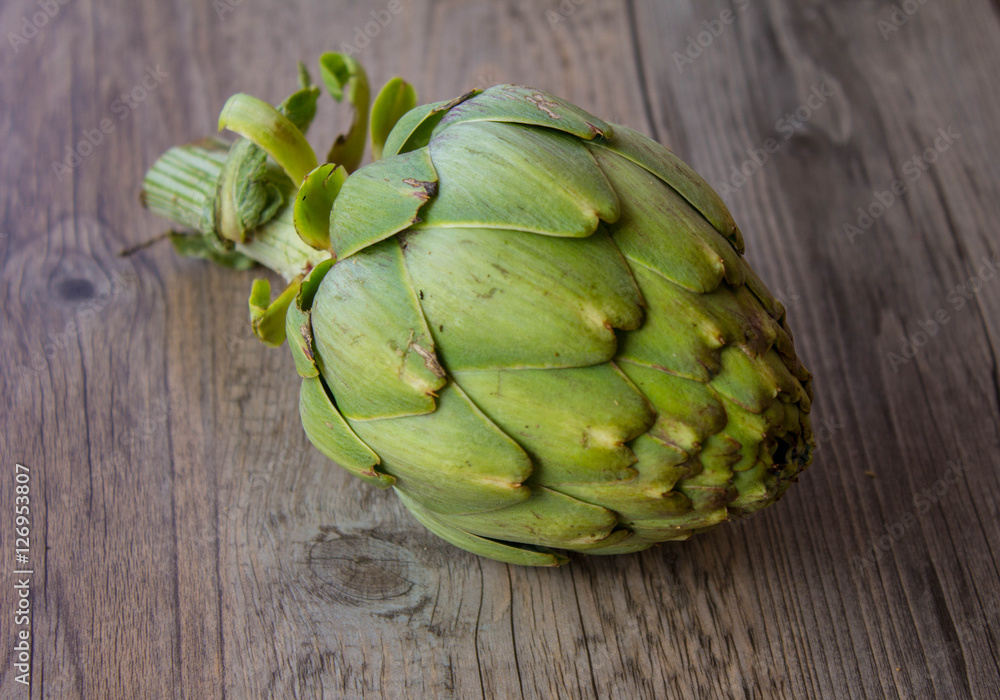 Fototapeta premium artichokes on a dark background
