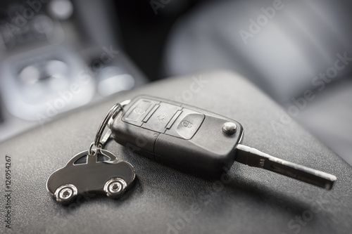 Car shape keyring and remote control key photo