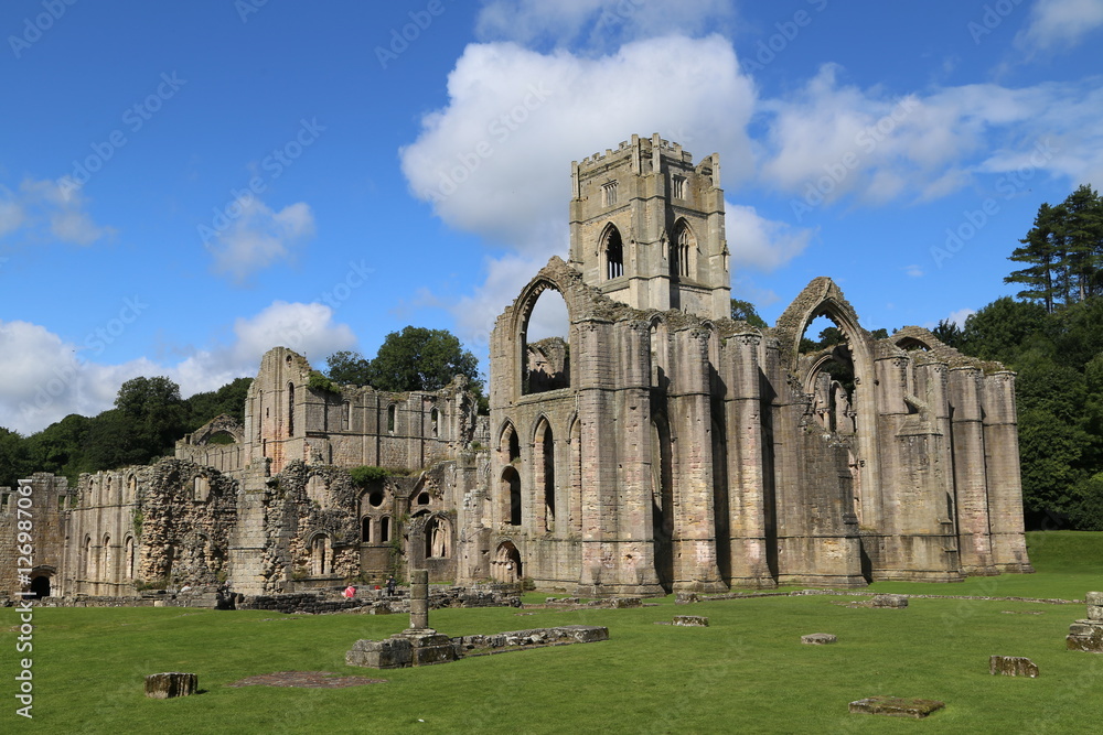 Fototapeta premium Fountain Abbey