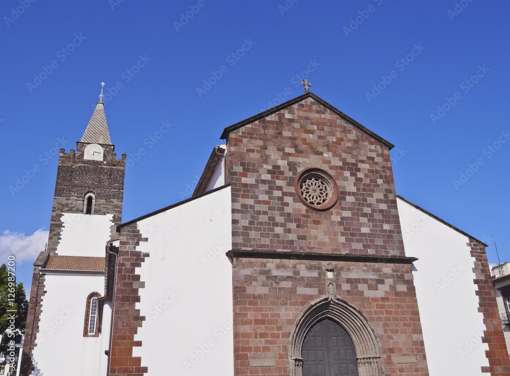 Portugal, Madeira, Funchal, View of the Cathedral of Our Lady of the Assumption.