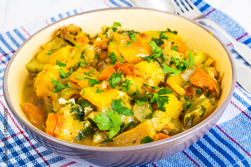 Vegetarian grilled vegetables with curry and spices Vegetarian grilled vegetables with curry and spices