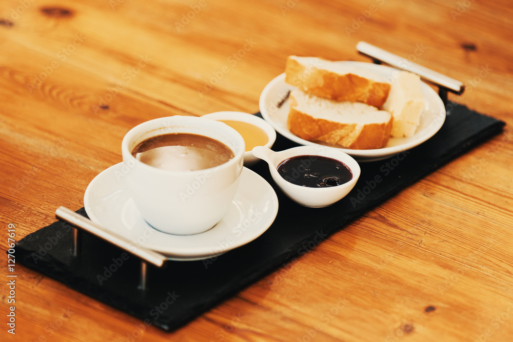 Obraz premium Fresh Breakfast on the Table