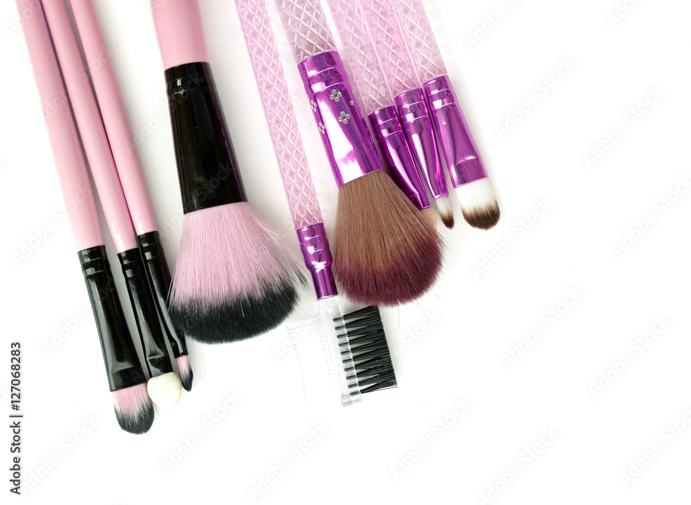 make-up brushes isolated on white background make-up brushes isolated on white background