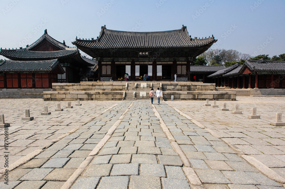 Spring of Changgyeong Palace