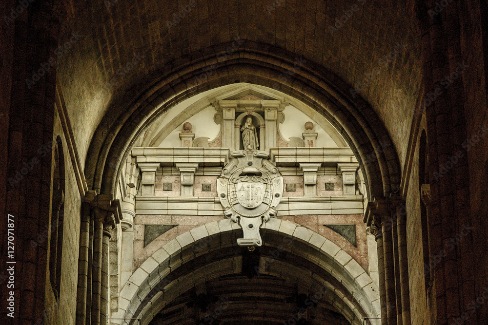 detail of the arches of entry of the Romanesque cathedral of Oporto, Portugal