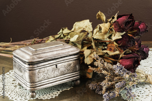 Silver Casket, jewelry/trinket box with dry roses and lavender