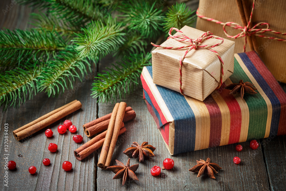 Fototapeta premium Christmas gift box with decoration