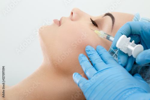 Obraz na płótnie Syringe with filler w salonie