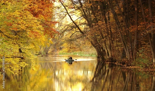 rzeka Rega jesienią