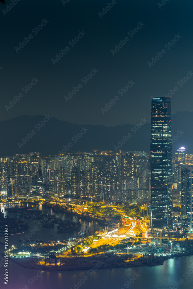 Naklejka premium Lights and skyline of Central Hong Kong at night - 7