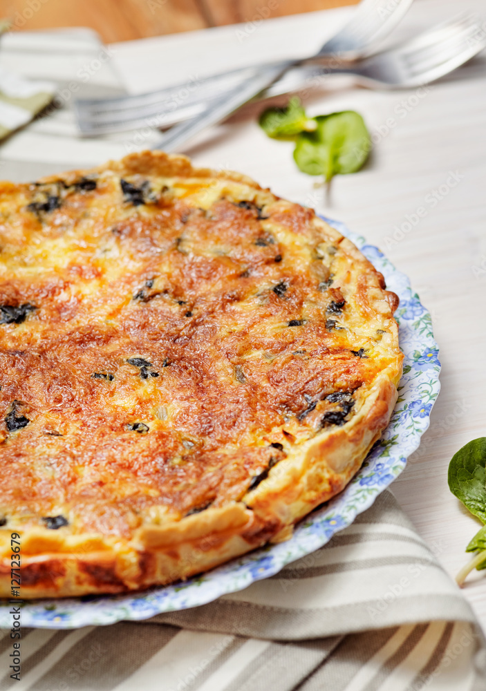 Homemade Spinach and Salmon Quiche