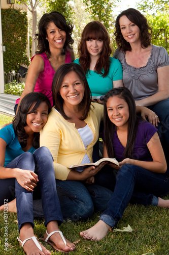 Mothers and daughters. Diversity.