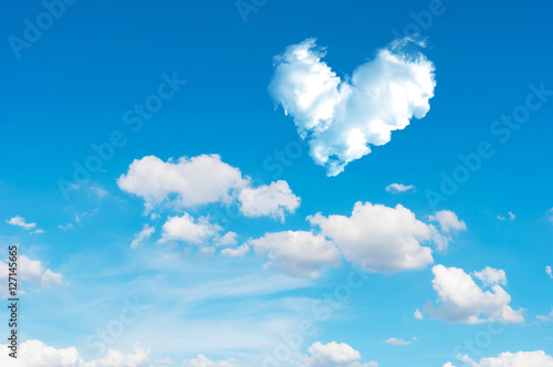 Photography romantic Heart Cloud abstract blue sky and cloud nature backgrou