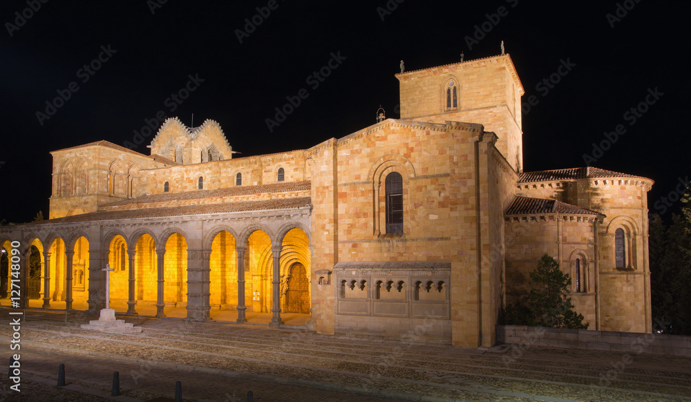 Avila - The romanesque Basilica de San Vicente at night.