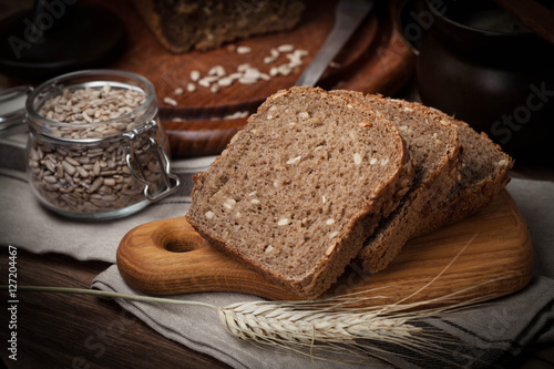 Wholemeal bread with sunflower seeds.