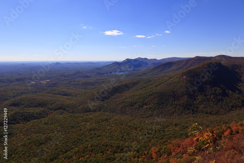 Foto Table Rock Mountain from Caesars Head State Park in upstate South Carolina during the fall