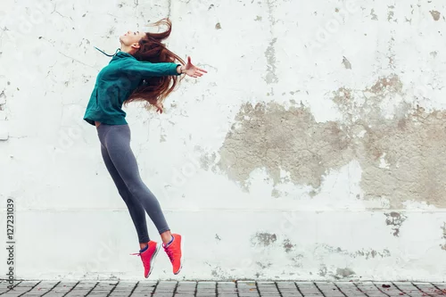 Obraz Dziewczyna sport fitness na ulicy