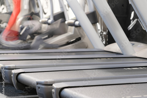 The image of treadmills in a fitness hall