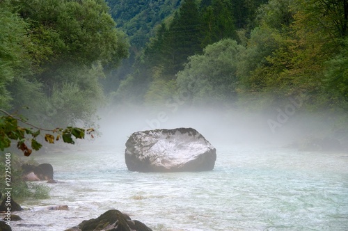 Soca-Tal im Nebel
