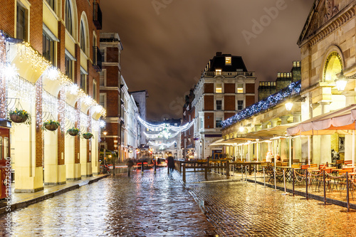 Photography Christmas lights 2016 in Covent Garden, London