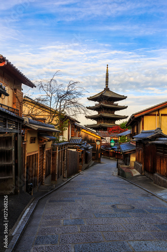Yasaka Pagoda and Sannen Zaka Street