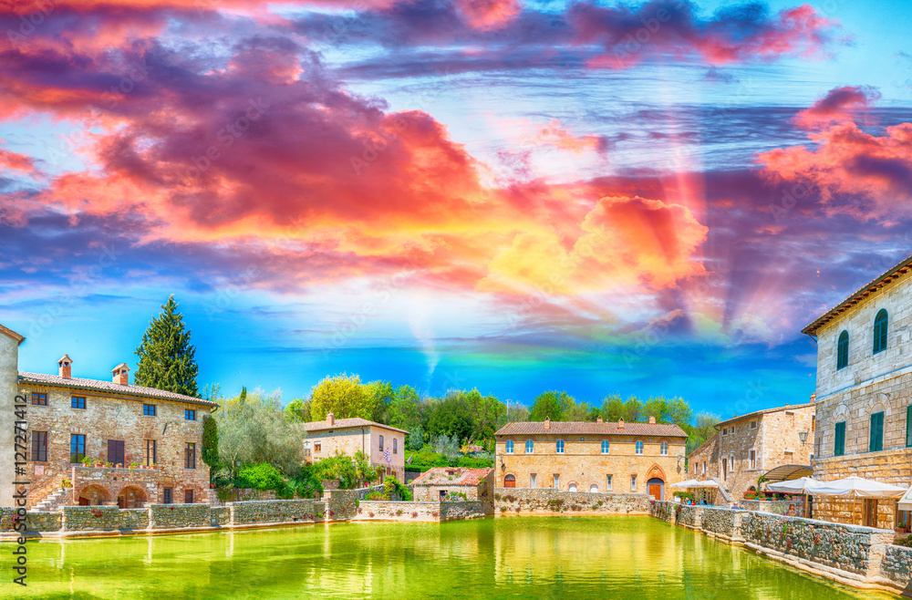 Naklejka premium Bagno Vignoni at sunset. Medieval Tuscan Town, Italy