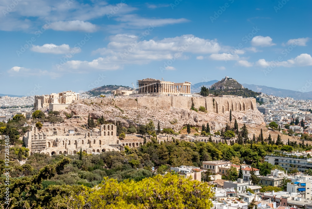 Naklejka premium Parthenon temple in the Acropolis of Athens, Greece