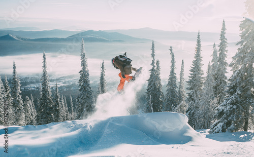 Snowboard jumping 