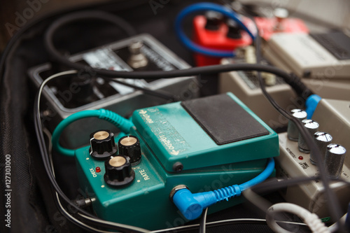 distortion effect pedals and amplifiers Selective focus