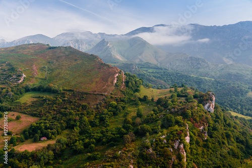 Fototapeta Naklejka Na Ścianę i Meble -  Beautiful scenery with the mountains