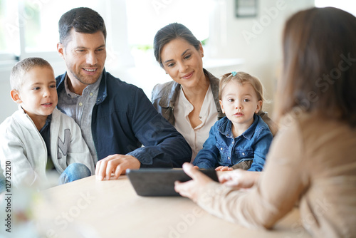 Family meeting financial adviser for house investment