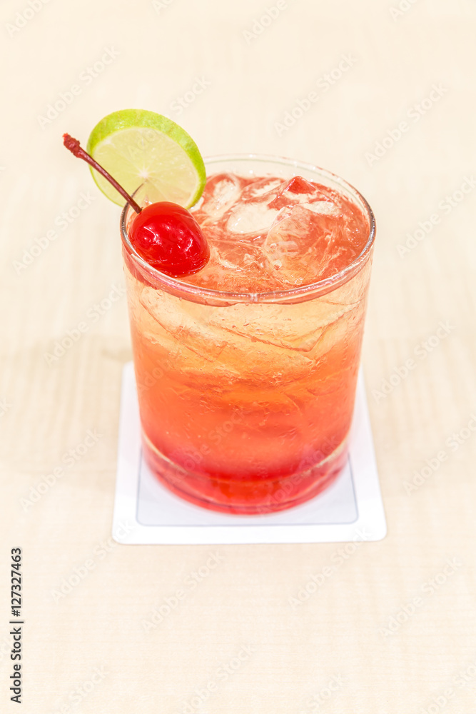 strawberry cocktail strawberry cocktail