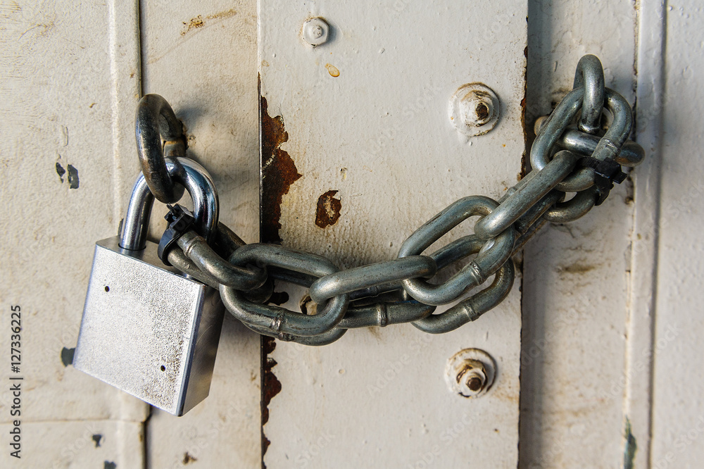 Strong padlock and chain Strong padlock and chain
