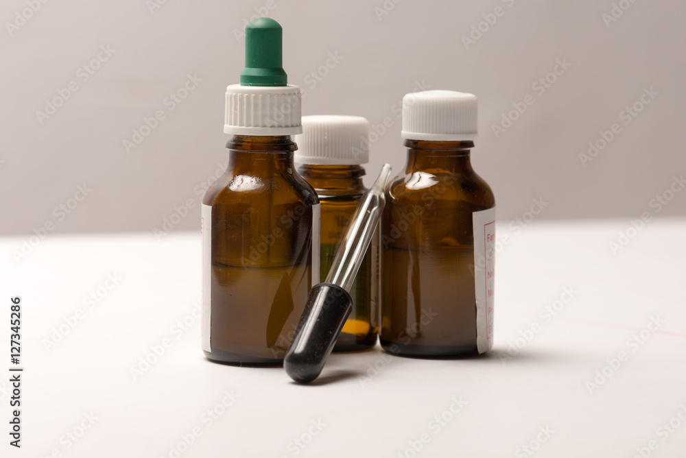 Dropper bottles for drop medication Dropper bottles for drop medication