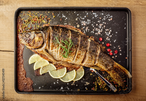 baked carp with spices
