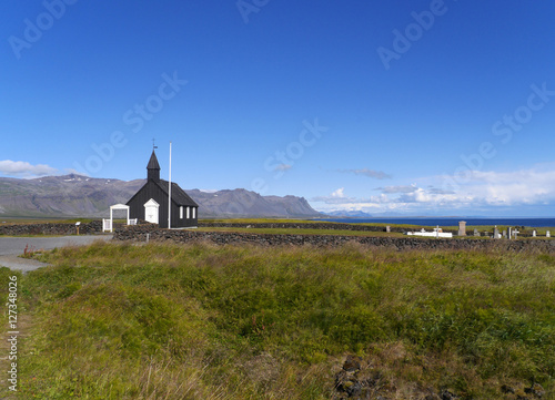 Die Kirche von Búðir auf der Halbinsel Snæfellsnes in Island