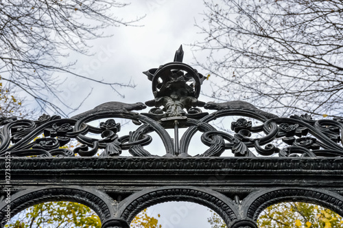 Canvas Print Wrought iron gate in downtown Toronto