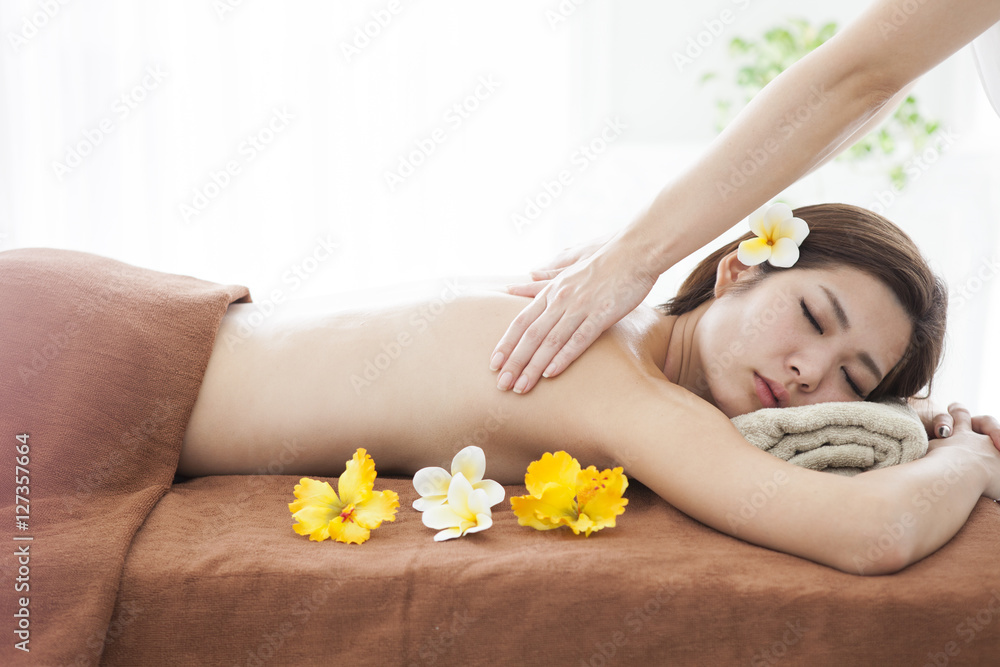 Asian women are feeling comfortably massaged Asian women are feeling comfortably massaged