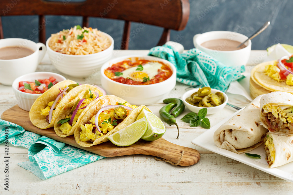 Breakfast tacos with eggs Breakfast tacos with eggs